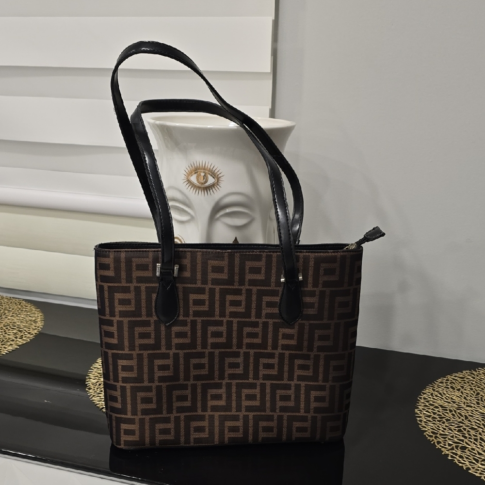 Affordable Fashion Finds Geometric Brown Tote